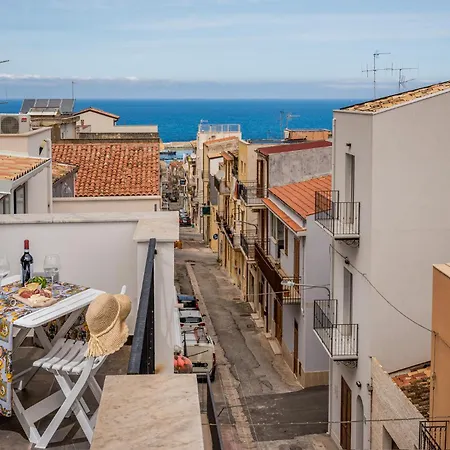 Casa Del Golfo Cascio